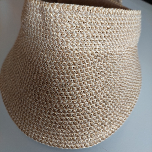 Visor - Picture 1 of 6